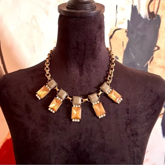 Vintage J. Crew Statement Necklace - Picture 2 of 9